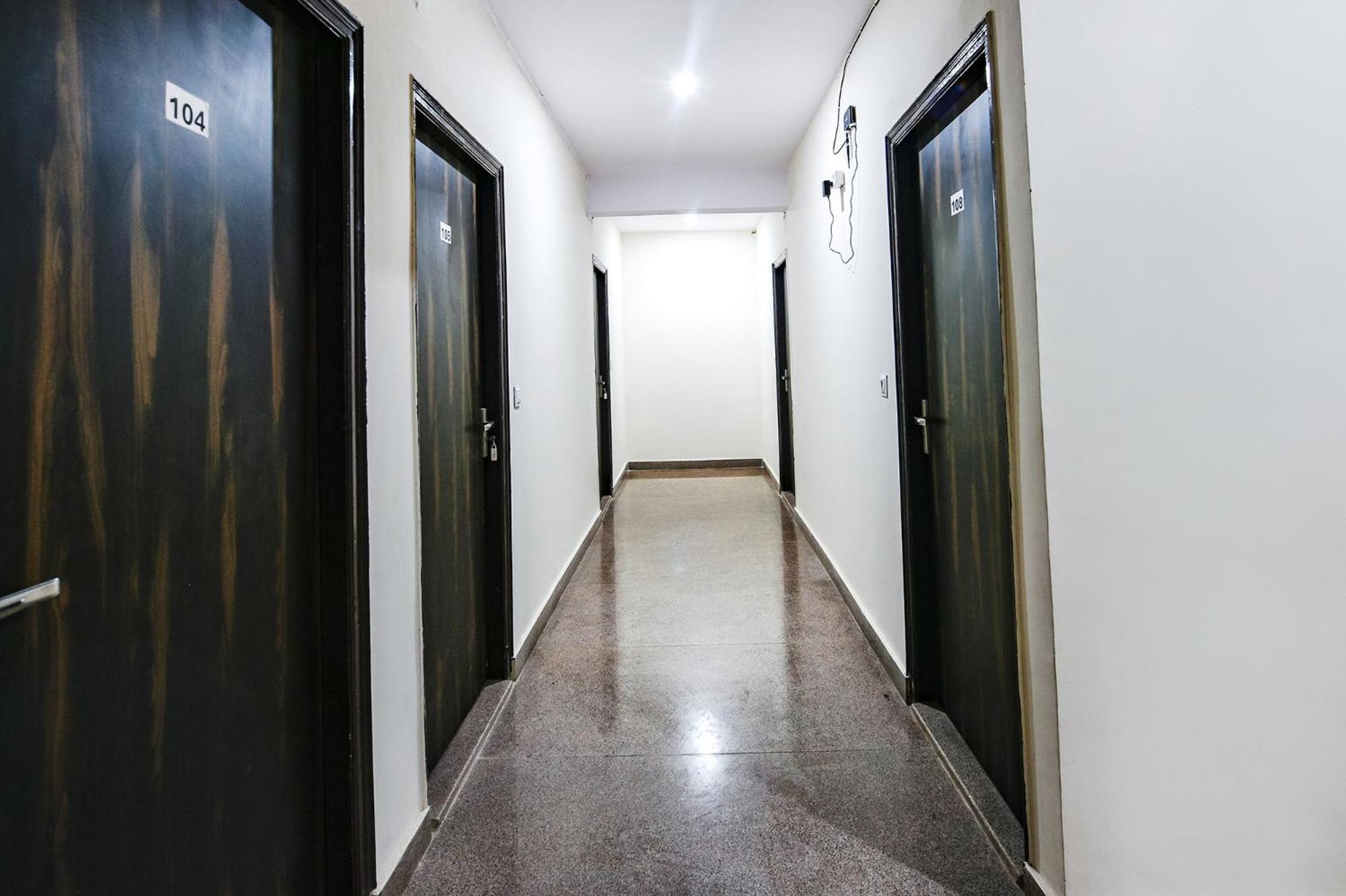 Fabhotel The Yashobhumi Near Yashobhoomi Convention Centre Delhi  Dış mekan fotoğraf