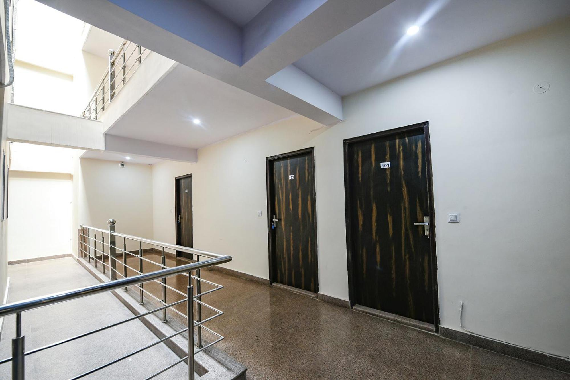 Fabhotel The Yashobhumi Near Yashobhoomi Convention Centre Delhi  Dış mekan fotoğraf