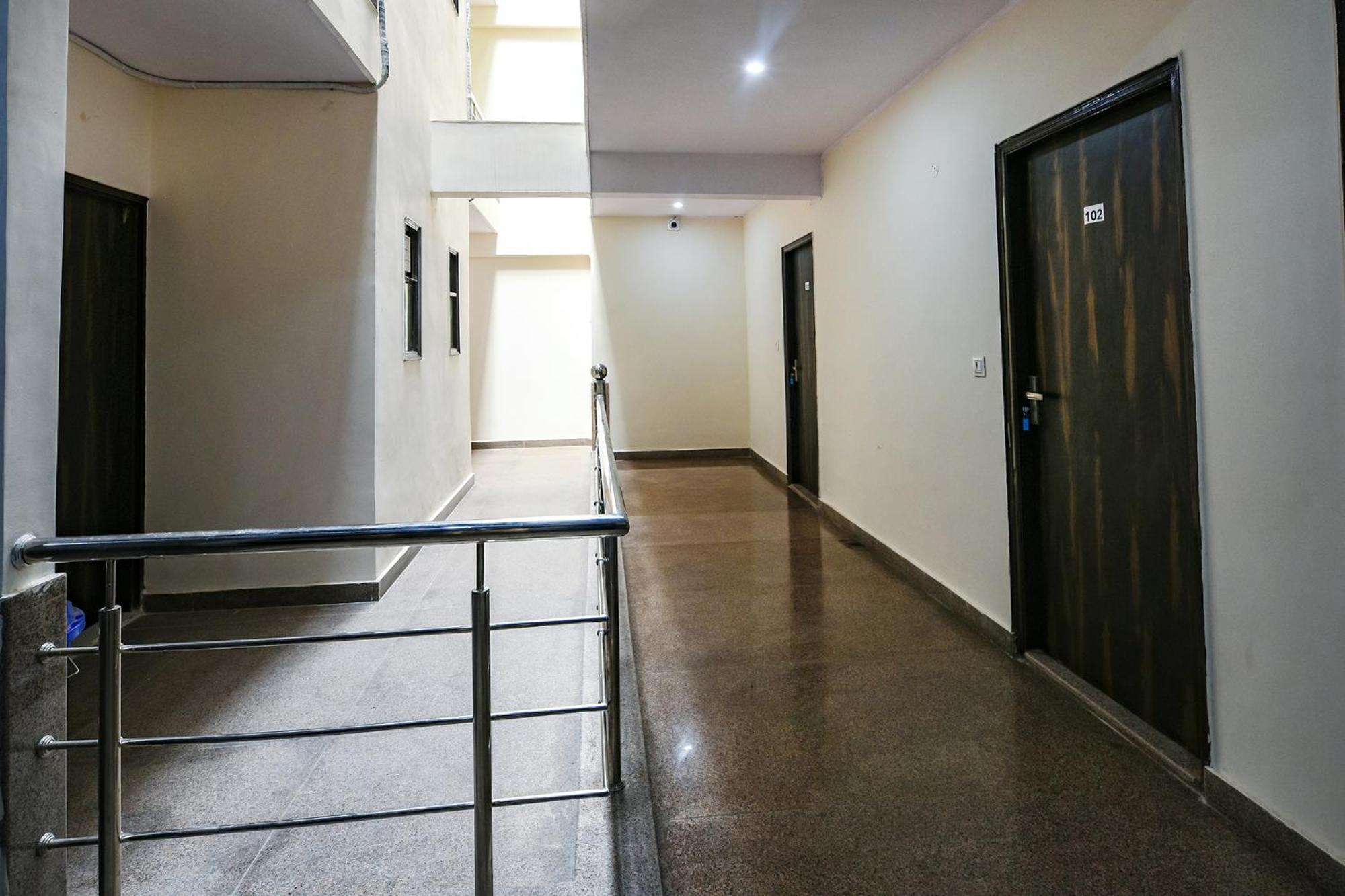 Fabhotel The Yashobhumi Near Yashobhoomi Convention Centre Delhi  Dış mekan fotoğraf